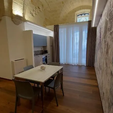Dimora Andre - Centro Apartment *